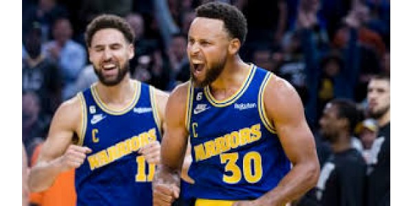 Los Golden State Warriors lo están haciendo bien en casa